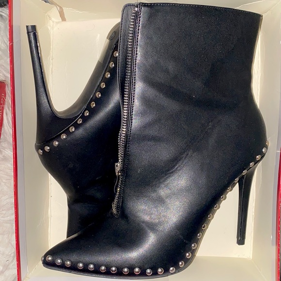 Enzo Angiolini Shoes - Too high for me !